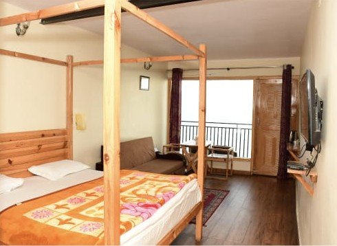 Garden and Lounge Area